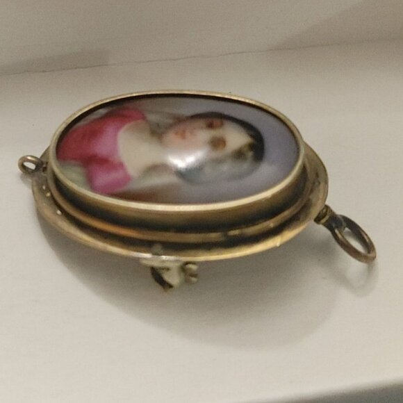 Victorian Antique Brooch Pendant Hand Painted Porcelain Portrait Gold Tone Oval - Picture 7 of 16